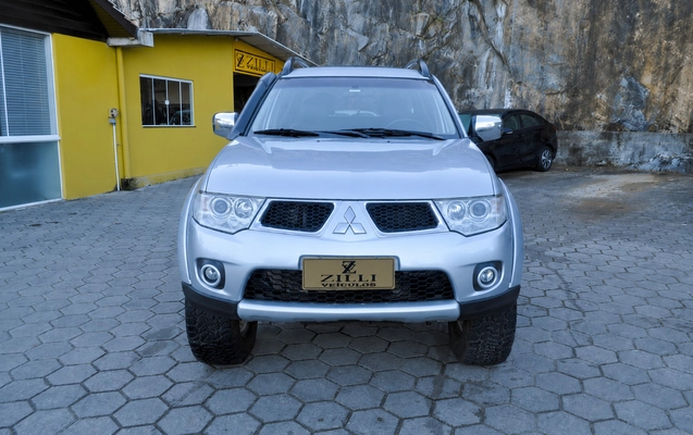imagem-https://www.socarrao.com.br/sc-vehicle-images-prod/3069245/1787144532479-f0b8a032fb04456cb7a778156cfa2d8a_1781720218183.jpg