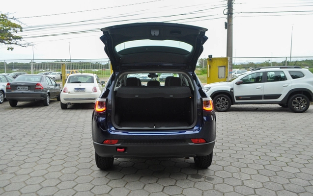 imagem-https://www.socarrao.com.br/sc-vehicle-images-prod/3069292/1785967705201-6c70d9d3562d4ec8aee7c319884356e8_1781202621260.jpg