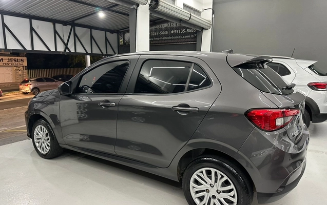 imagem-https://www.socarrao.com.br/sc-vehicle-images-prod/3082763/1786017197633-6_061525.jpg