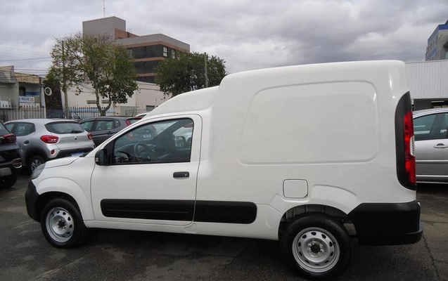 imagem-https://www.socarrao.com.br/sc-vehicle-images-prod/3082799/1790003491456-8346919_9_B_67a67ada42.jpeg