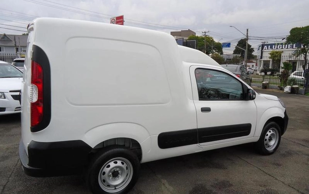 imagem-https://www.socarrao.com.br/sc-vehicle-images-prod/3082799/1790003491457-8346919_11_B_22314efca1.jpeg
