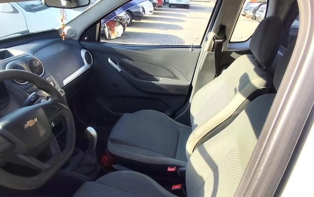 imagem-https://www.socarrao.com.br/sc-vehicle-images-prod/3082866/1786372811428-8353411_0_B_16f37c8a16.jpeg