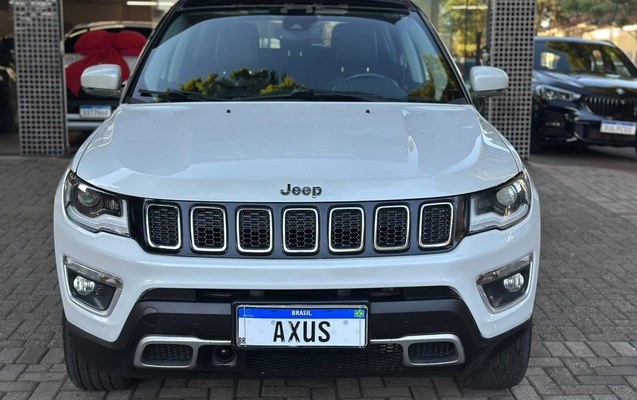 imagem-https://www.socarrao.com.br/sc-vehicle-images-prod/3082870/1786019463794-3_060205.jpg