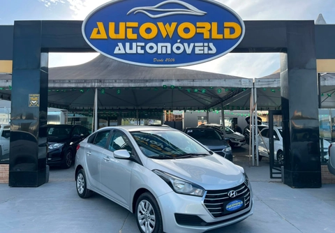 Hyundai HB20S 2017 Prata — foto 1 de 3