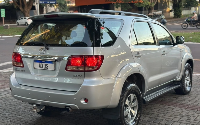 imagem-https://www.socarrao.com.br/sc-vehicle-images-prod/3082884/1786019848090-9_082046.jpg
