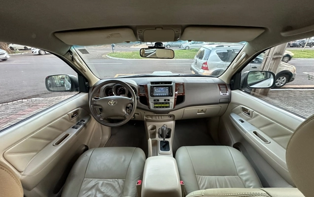 imagem-https://www.socarrao.com.br/sc-vehicle-images-prod/3082884/1786019848102-5_082046.jpg
