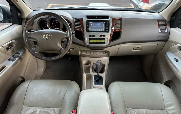 imagem-https://www.socarrao.com.br/sc-vehicle-images-prod/3082884/1786019848104-4_082046.jpg