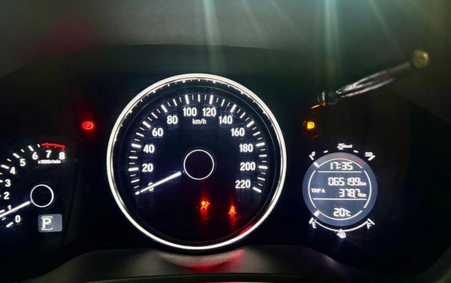 imagem-https://www.socarrao.com.br/sc-vehicle-images-prod/3082923/1786107732148-8210730_9_B_9e3af4037d.jpeg