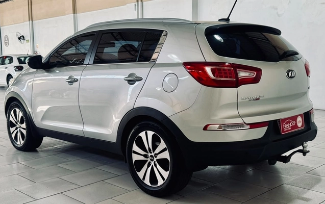 imagem-https://www.socarrao.com.br/sc-vehicle-images-prod/3082934/1786020660951-d48f783de3e85f47b32836294d7f22ca_big.jpeg
