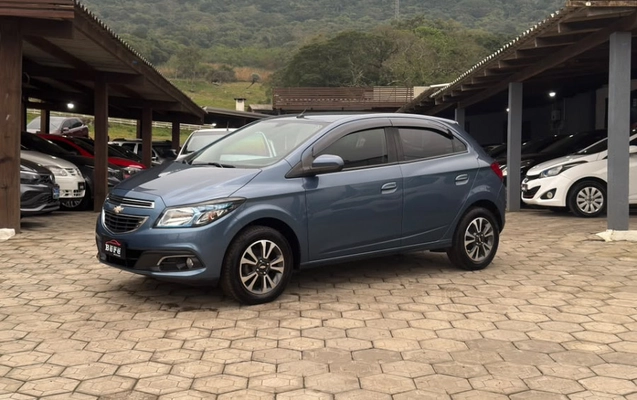 imagem-https://www.socarrao.com.br/sc-vehicle-images-prod/3082962/1786021131178-NOWG2f7wBXtibJQ2Lldze0MtfhjNNU2h.jpg