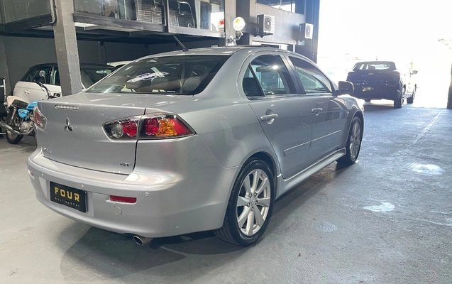 imagem-https://www.socarrao.com.br/sc-vehicle-images-prod/3082976/1786021569329-gb-1c71f1f.jpeg