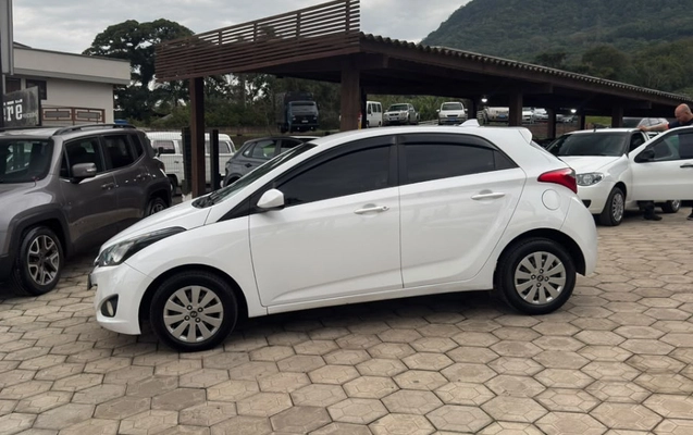 imagem-https://www.socarrao.com.br/sc-vehicle-images-prod/3082989/1786021659545-c8EBGWUIOIZT49fhbDIBpecS3JeA7eh3.jpg