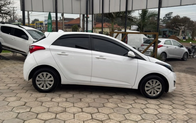 imagem-https://www.socarrao.com.br/sc-vehicle-images-prod/3082989/1786021659546-wD8SufBBqJLzabhOdoyWJgscoEQApMro.jpg
