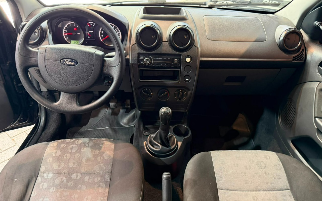 imagem-https://www.socarrao.com.br/sc-vehicle-images-prod/3082996/1786021827476-Ny5qcGVn.jpeg