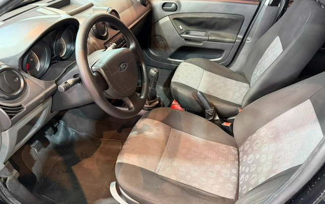 imagem-https://www.socarrao.com.br/sc-vehicle-images-prod/3082996/1786021827745-OS5qcGVn.jpeg