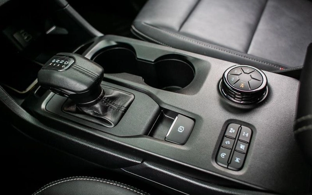 imagem-https://www.socarrao.com.br/sc-vehicle-images-prod/3082997/1787335467146-8353736_12_B_f20b55cbf7.jpeg