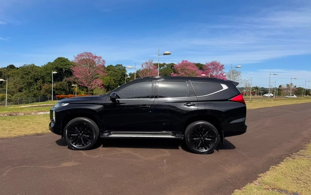imagem-https://www.socarrao.com.br/sc-vehicle-images-prod/3083009/1786021996602-V2hhdHNBcHAgSW1hZ2UgMjAyNi0wOC0wNSBhdCAxNi4xMy4zMCAoMikuanBlZw.jpeg