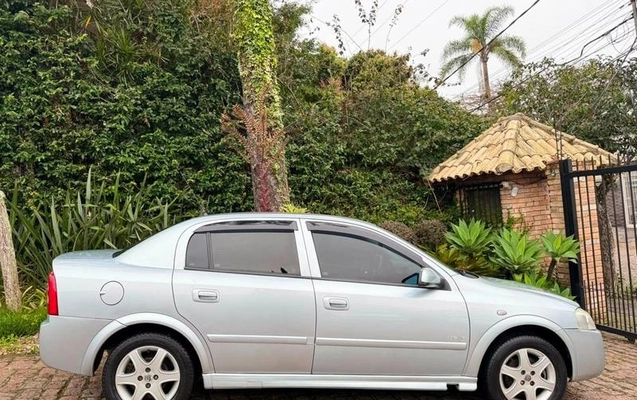 imagem-https://www.socarrao.com.br/sc-vehicle-images-prod/3083010/1788455819914-8320050_3_B_0925c31e55.jpeg