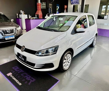 Volkswagen Fox 2016 Branco — foto 1 de 3