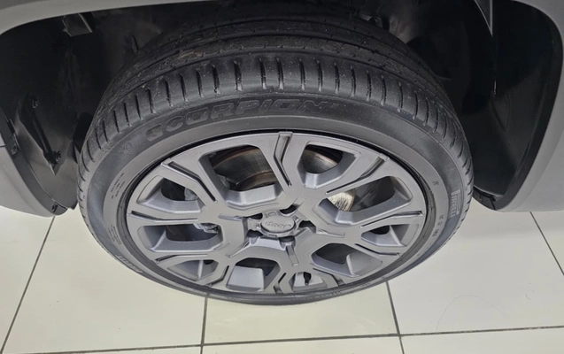 imagem-https://www.socarrao.com.br/sc-vehicle-images-prod/3083027/1786022261700-81n4JW07fJqkRuVEYufzAanuo77MBcuQ.jpg