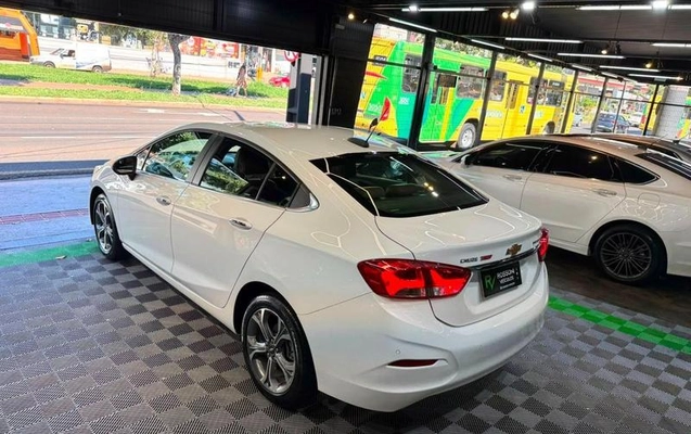 imagem-https://www.socarrao.com.br/sc-vehicle-images-prod/3083048/1788279219261-8353688_17_B_62b73bb6c9.jpeg