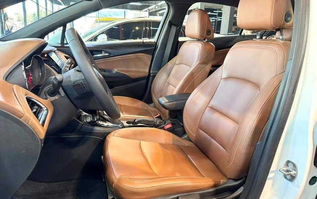 imagem-https://www.socarrao.com.br/sc-vehicle-images-prod/3083048/1788279219273-8353688_5_B_c5a58108ba.jpeg