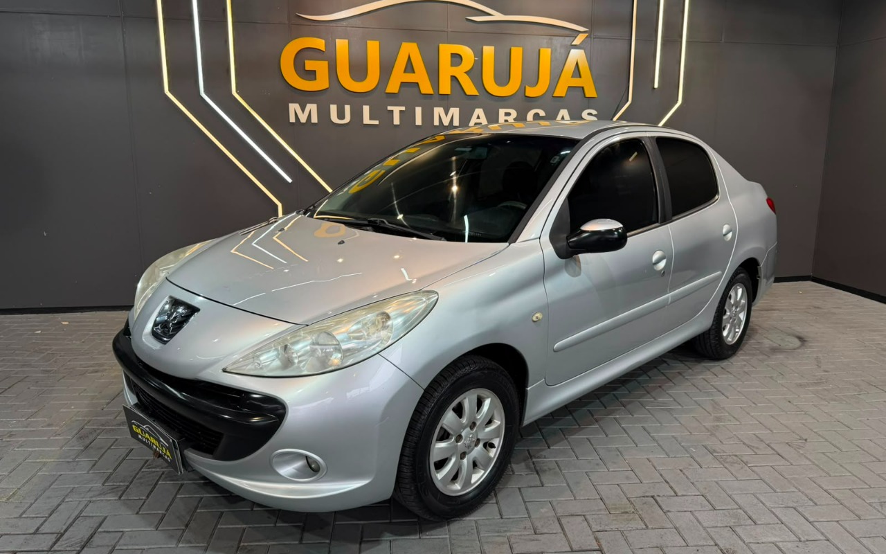 Peugeot 207 2010 Prata — foto 1 de 3