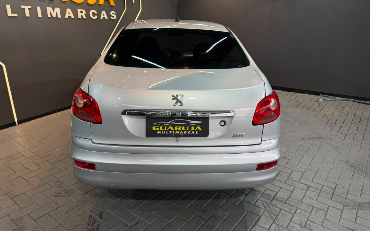 imagem-https://www.socarrao.com.br/sc-vehicle-images-prod/3083055/1786022679608-NS5qcGVn.jpeg