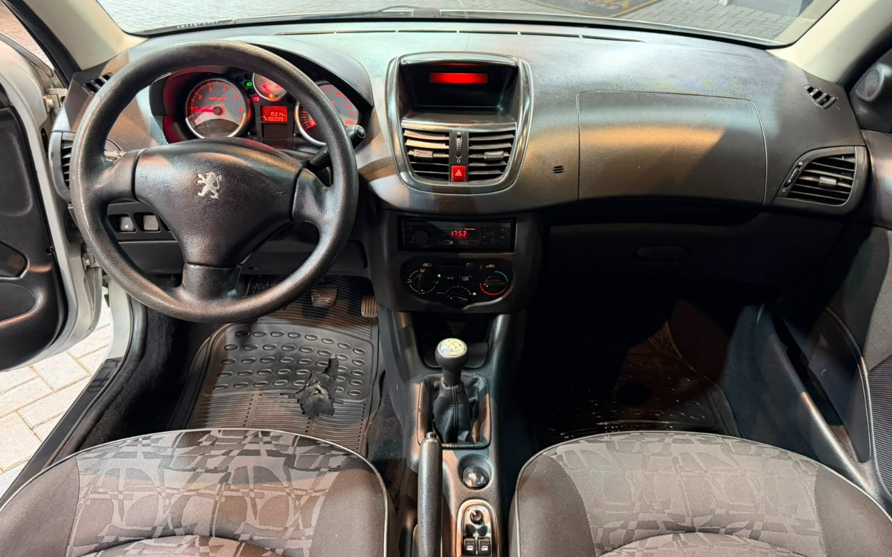 imagem-https://www.socarrao.com.br/sc-vehicle-images-prod/3083055/1786022679735-Ny5qcGVn.jpeg