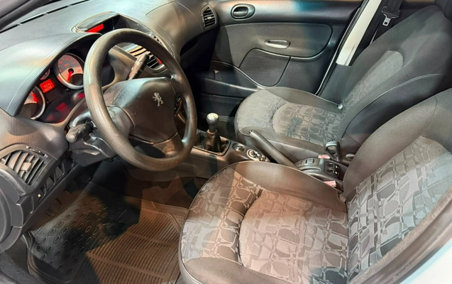 imagem-https://www.socarrao.com.br/sc-vehicle-images-prod/3083055/1786022679979-MTAuanBlZw.jpeg