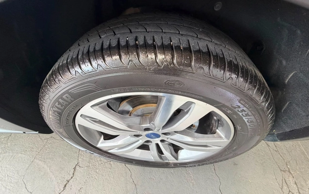 imagem-https://www.socarrao.com.br/sc-vehicle-images-prod/3083081/1786023059269-MjQuanBlZw.jpeg