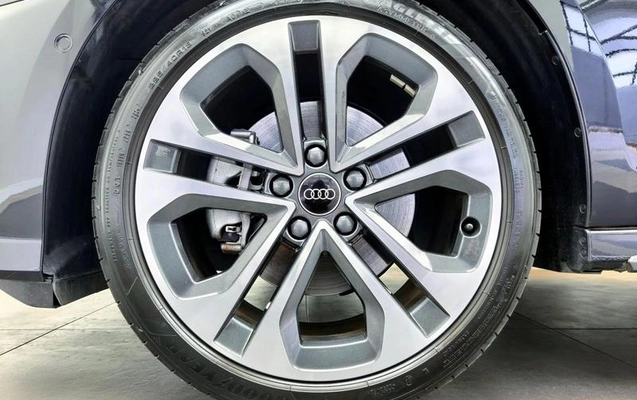 imagem-https://www.socarrao.com.br/sc-vehicle-images-prod/3083101/1788959628086-8322997_11_B_45d48dc51c.jpeg