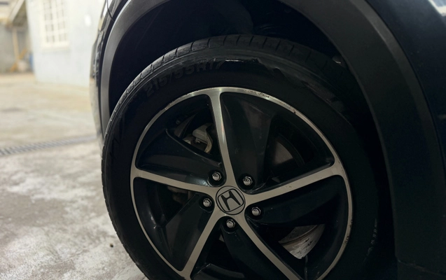 imagem-https://www.socarrao.com.br/sc-vehicle-images-prod/3083106/1786023435284-2b814595-3ffe-47d2-bedd-4129b74f0583.jpg