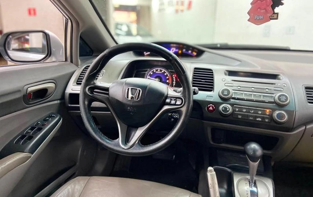imagem-https://www.socarrao.com.br/sc-vehicle-images-prod/3083200/1788025197541-8327881_16_B_f01569ef04.jpeg