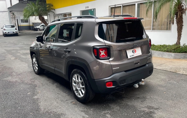 imagem-https://www.socarrao.com.br/sc-vehicle-images-prod/3083625/1786026988223-NDRlZjA1OTctODJkYS00NTQ4LWI0YWYtZWQzNzE4OGZhM2RmLmpwZWc.jpeg