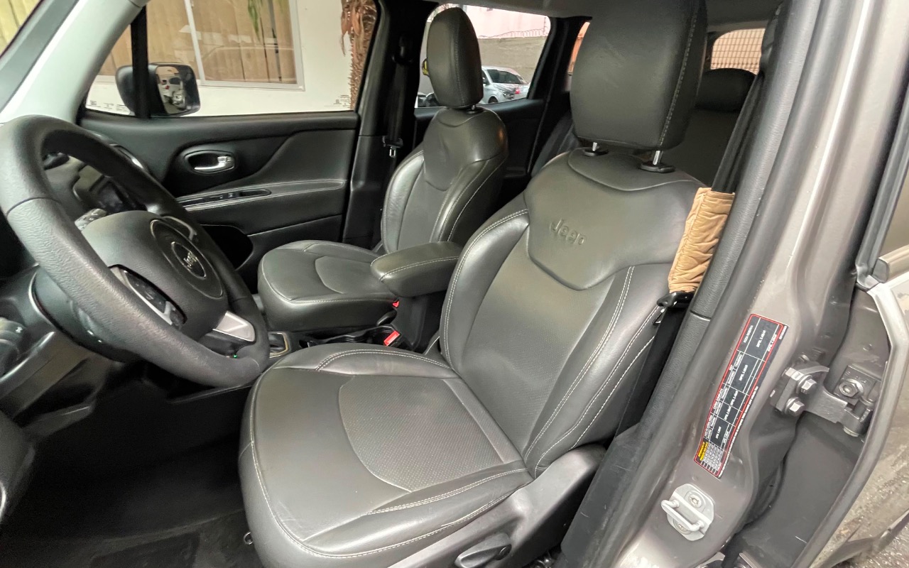 imagem-https://www.socarrao.com.br/sc-vehicle-images-prod/3083625/1786026988779-NzUyN2RiNGMtM2EzOS00NmMwLThhNmItNzQwMTcyYjBhMDYwLmpwZWc.jpeg