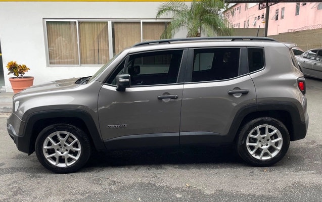 imagem-https://www.socarrao.com.br/sc-vehicle-images-prod/3083625/1786026989462-MThjNzJmNzYtM2JkNC00ZjcyLWIxNDYtNmViNWEzYzVmZTRiLmpwZWc.jpeg