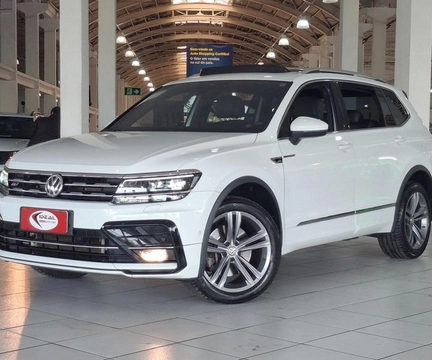 Volkswagen Tiguan 2021 Branco — foto 1 de 3