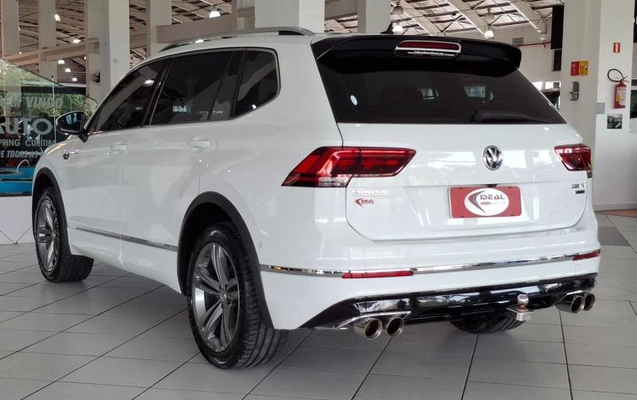 imagem-https://www.socarrao.com.br/sc-vehicle-images-prod/3083665/1789046274916-8354252_31_B_5af8f52c99.jpeg