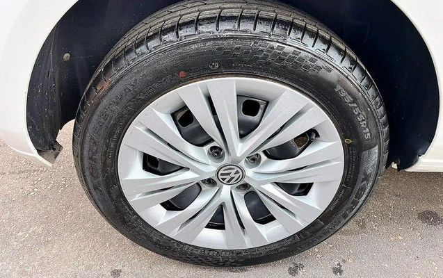 imagem-https://www.socarrao.com.br/sc-vehicle-images-prod/3083763/1786027546877-8354389_13_B_cb8182f10b.jpeg
