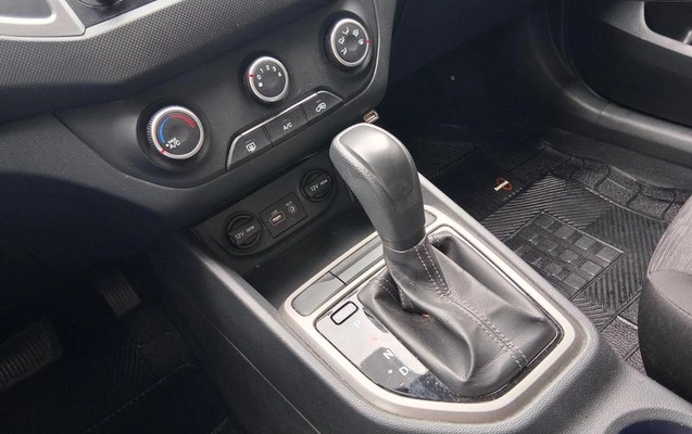 imagem-https://www.socarrao.com.br/sc-vehicle-images-prod/3083828/1789581139274-8352615_13_B_a3109413ea.jpeg