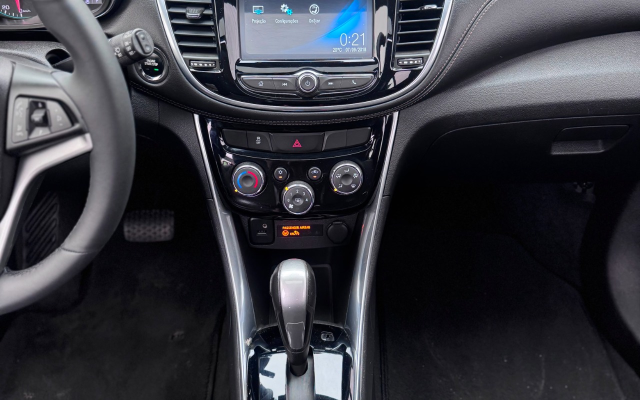 imagem-https://www.socarrao.com.br/sc-vehicle-images-prod/3083834/1786028193676-SU1HLTIwMjYwNzMwLVdBMDExNi5qcGc.jpg