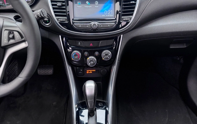 imagem-https://www.socarrao.com.br/sc-vehicle-images-prod/3083834/1786028193676-SU1HLTIwMjYwNzMwLVdBMDExNi5qcGc.jpg