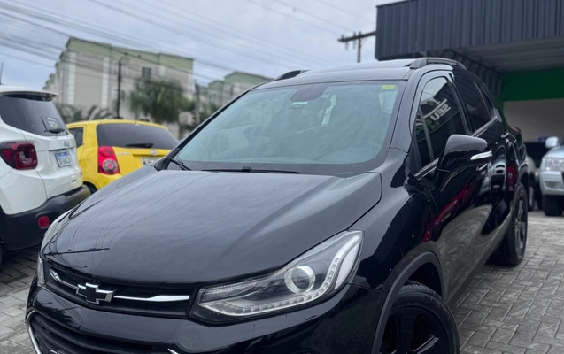 imagem-https://www.socarrao.com.br/sc-vehicle-images-prod/3083834/1786028194132-SU1HLTIwMjYwNzMwLVdBMDEyMi5qcGc.jpg