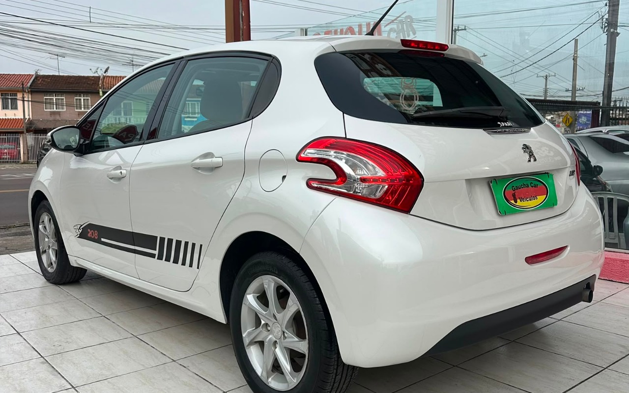 imagem-https://www.socarrao.com.br/sc-vehicle-images-prod/3083853/1786629293024-M2M1ZGQyMzMtMjJlNy00NDRhLTg1OTktMmIyZWQyZjExYzFhLmpwZw.jpg