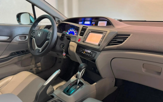 imagem-https://www.socarrao.com.br/sc-vehicle-images-prod/3084377/1786029677294-b4ad70da-2713-42b5-8ab2-4efd565921f9.jpg