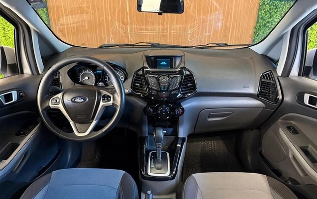 imagem-https://www.socarrao.com.br/sc-vehicle-images-prod/3084393/1789651642253-8350549_0_B_9750db97c3.jpeg