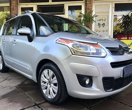 Citroën C3 Picasso 2014 Prata — foto 1 de 3