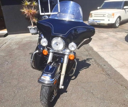 Harley-Davidson ELECTRA GLIDE CLASSIC FLHTC/ FLHTCI 2009 Preto — foto 1 de 3