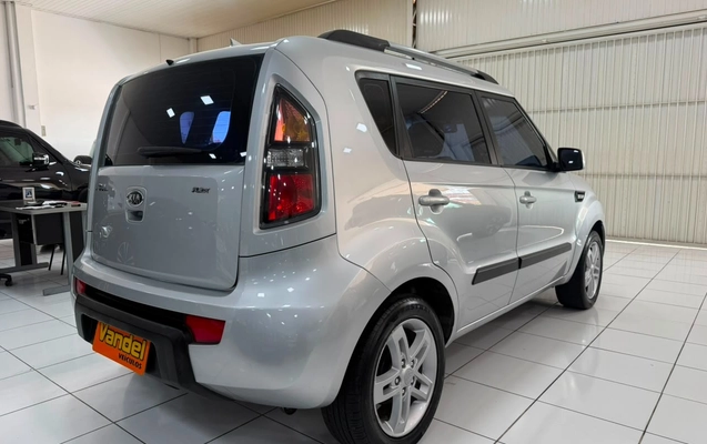 imagem-https://www.socarrao.com.br/sc-vehicle-images-prod/3085765/1786033944520-V2hhdHNBcHAgSW1hZ2UgMjAyNi0wOC0wNiBhdCAxMi4zNS4yMSAoMykuanBlZw.jpeg